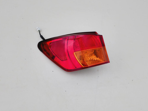 lexus-is-ii-is220-is250-ii-lampa-blotnika-lewy-tyl-05-14-81561-53160-81563-53160-ed-car.pl-7136920