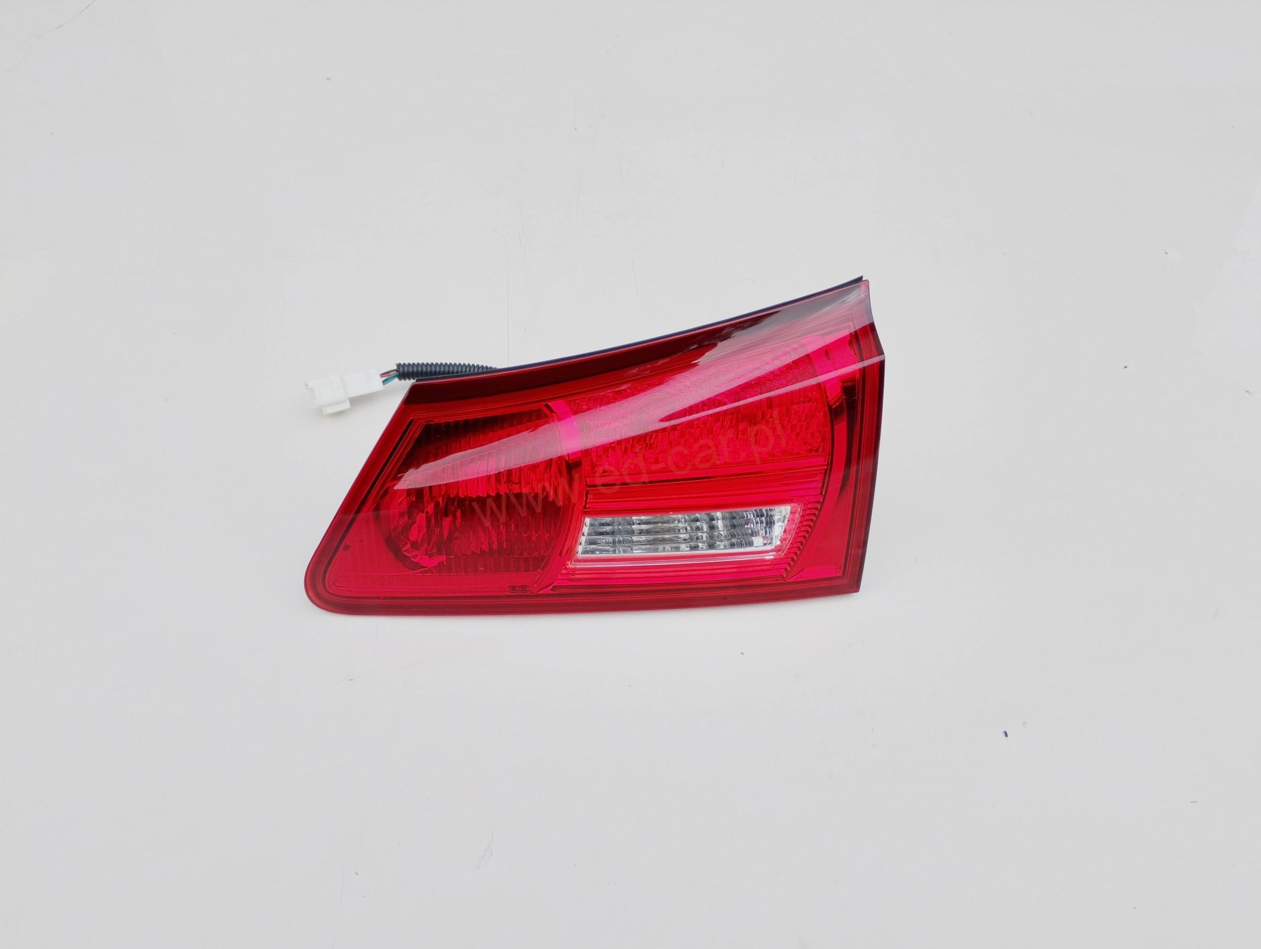 lexus-is-ii-is220-is250-ii-lampa-klapy-prawy-tyl-05-14-81581-53070-81581-53071-ed-car