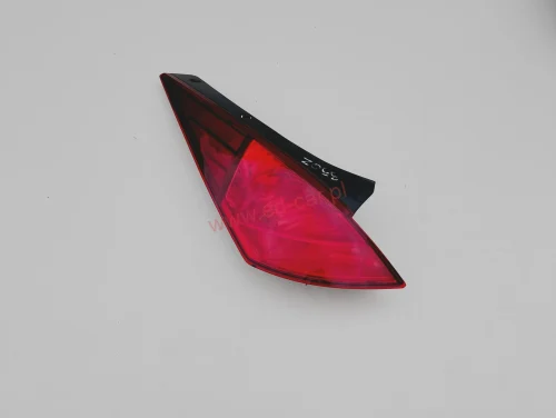 nissan-350z-z33-coupe-lampa-blotnika-lewy-tyl-02-06-4957-ichikoh-ed-car.pl-4865323