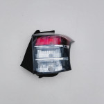 Toyota iQ lampa prawa tył tylna 08-15