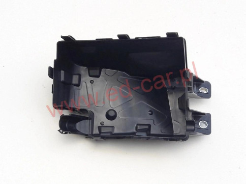 rav4-iv-prawa-dolna-obudowa-bezpiecznikow-12-18-a8266342110-a82663-42110-ed-car