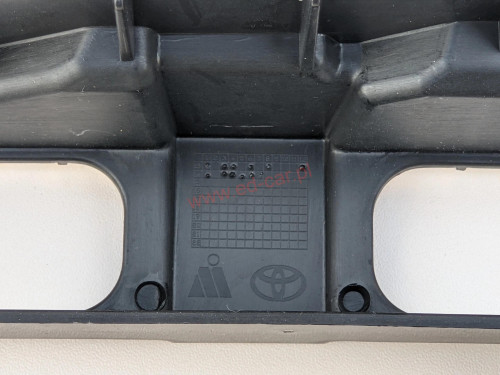 toyota-aygo-ii-ramka-led-drl-prawy-przod-14-18-a8143a-0h030-ed-car