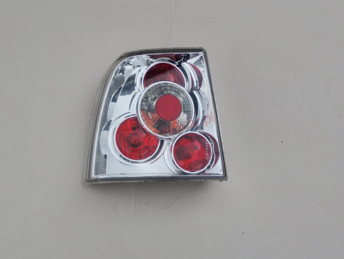 vw-bora-tunning-lampa-blotnika-lewy-tyl-lewa-tylna-98-60-1179b-ed-car.pl-7141697