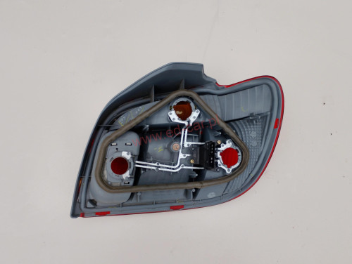 yaris-i-p1-lift-lampa-blotnika-lewy-tyl-lewa-tylna-03-81561-0d070-ed-car