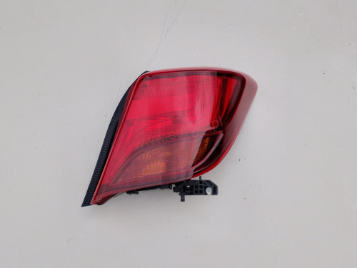 yaris-iii-lift-lampa-blotnika-prawy-tyl-zwykla-14-17-81551-0d600-ed-car.pl-7145826