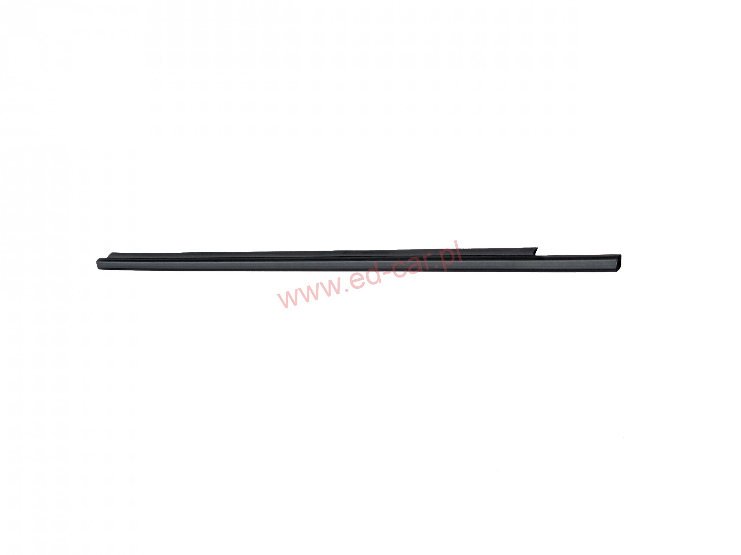 yaris-iii-listwa-zgarniajaca-lewy-przod-11-20-68210-0d150-682100d150-ed-car