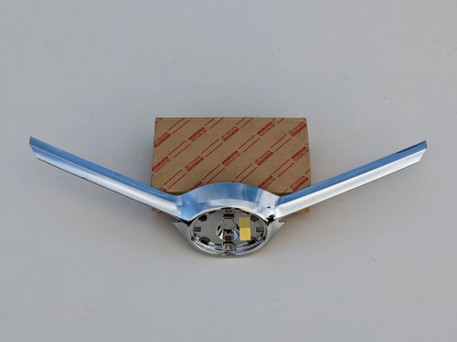 auris-ii-atrapa-grill-chrom-zderzaka-przod-15-18-53111-02a50-ed-car.pl-5771139