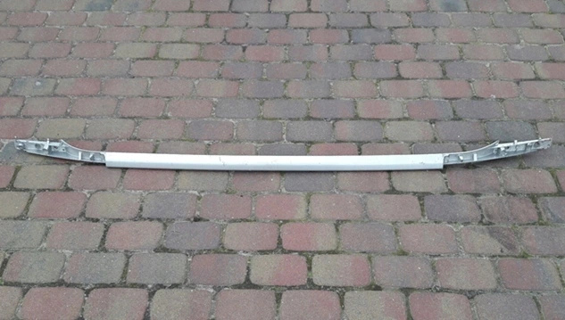 avensis-ii-t25-kombi-listwa-dachowa-lewa-03-09-63470-05032-ed-car.pl-4860679