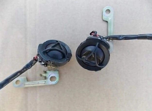 lexus-is200-is300-glosnik-lewy-prawy-przod-98-05-ed-car.pl-4887348