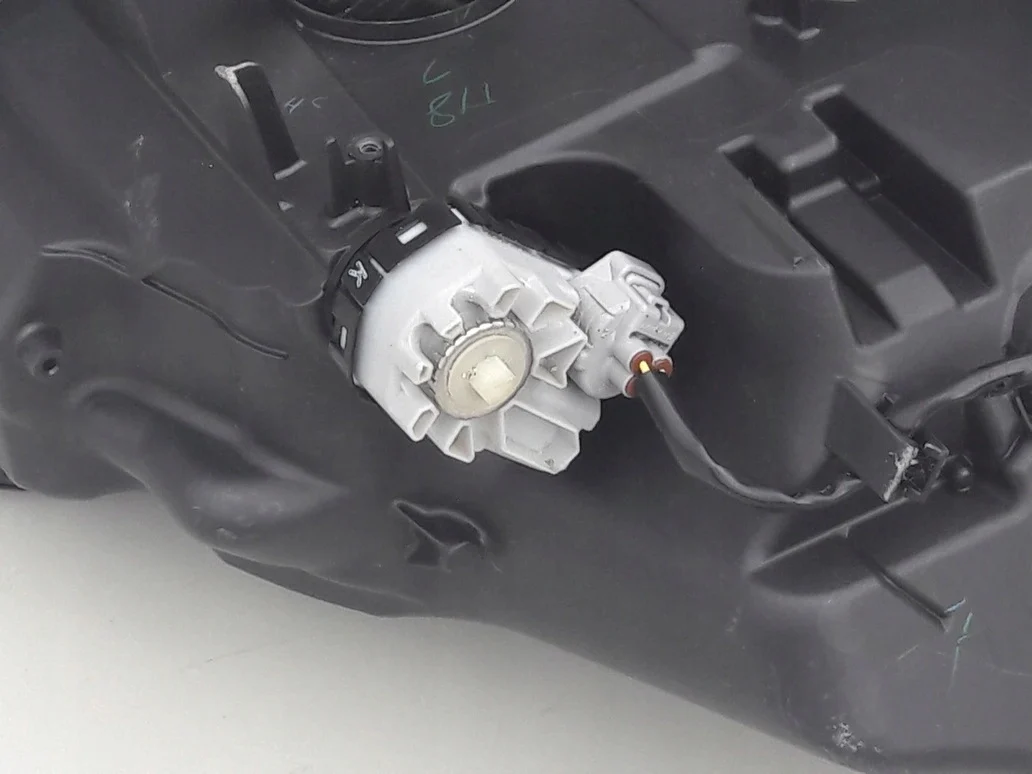 lexus-nx200t-nx300h-silniczek-reflektora-lampy-14-00019-ed-car.pl-4859858