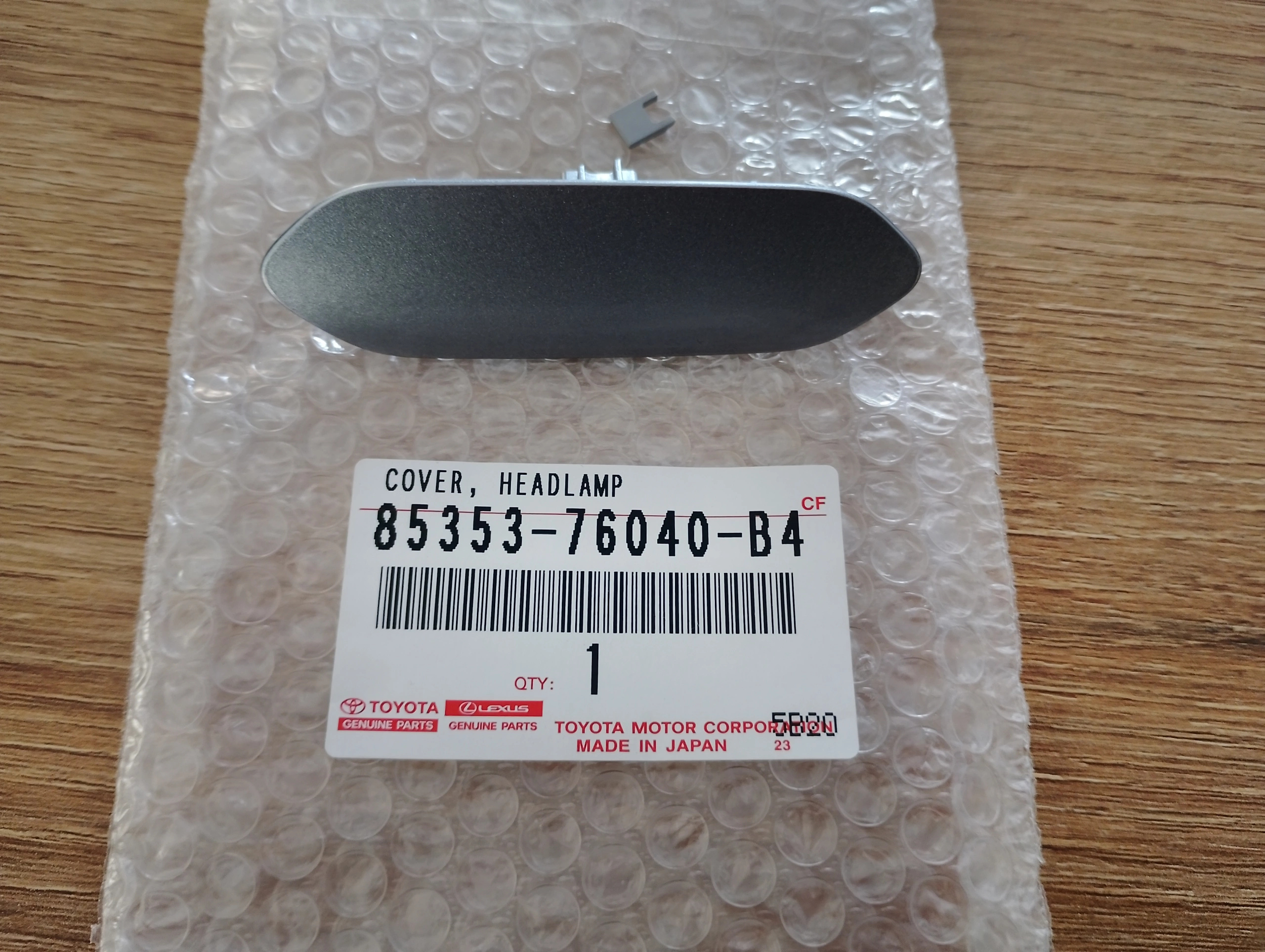 lexus-ux-zaslepka-spryskiwacza-lampy-zderzaka-prawy-przod-85353-76040-b4-ed-car.pl-7151254