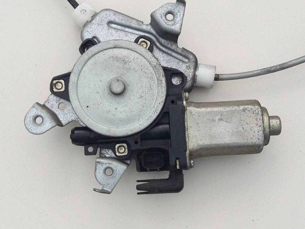 nissan-maxima-qx-a33-podnosnik-silniczek-drzwi-prawy-tyl-80731-ed-car.pl-4891084