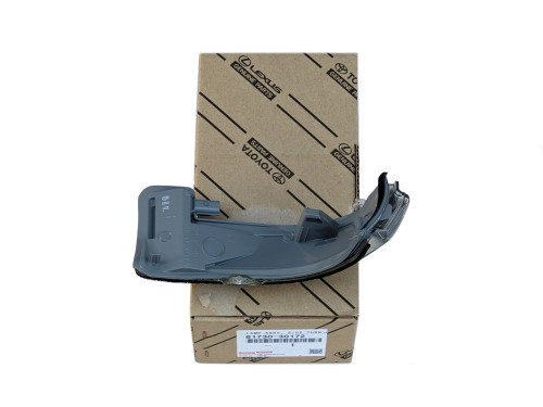 toyota-mirai-ii-prawy-kierunkowskaz-lusterka-na-lusterko-20-81730-30172-81730-30171-ed-car