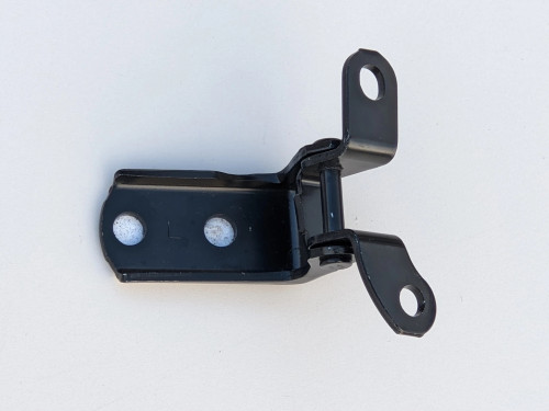 toyota-prius-plus-zawias-drzwi-lewy-tyl-11-15-68780-52031-ed-car.pl-5762578