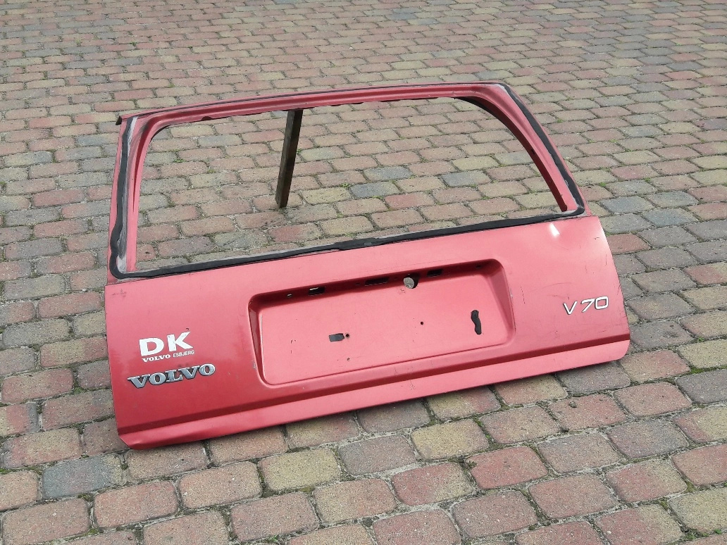volvo-v70-i-i-cross-country-klapa-bagaznika-emblemat-tyl-96-brak-numerow-ed-car.pl-7150855