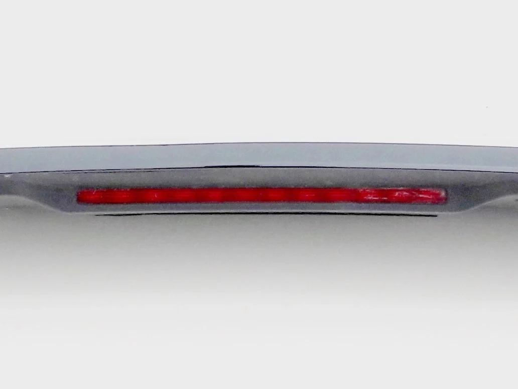 volvo-xc40-spoiler-daszek-lampka-stop-klapy-tyl-31488325-ed-car.pl-5458258