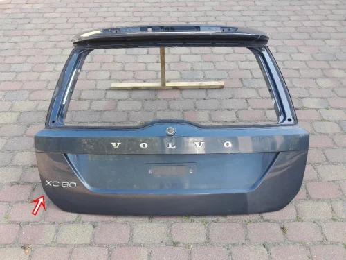 volvo-xc60-i-156-klapa-bagaznika-tylna-znaczek-emblemat-tyl-31297533-003-bq6ua-ed-car.pl-7151303