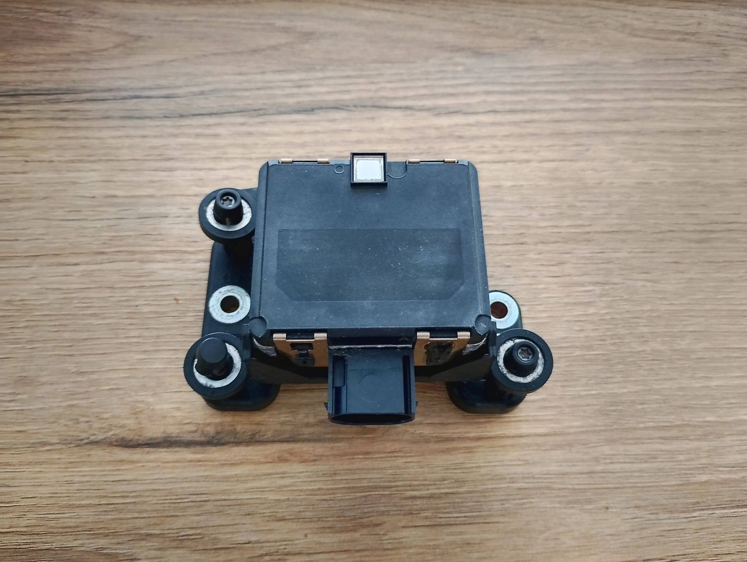 vw-touran-iii-5ta-radar-sensor-czujnik-predkosci-16-25-5qa907561a-0203300672-ed-car.pl-4859470