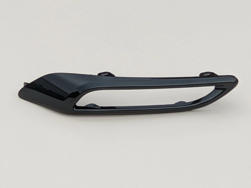 auris-ii-lift-hb-ramka-oslona-lampki-lewy-tyl-15-a52682-02010-ed-car.pl-5872595