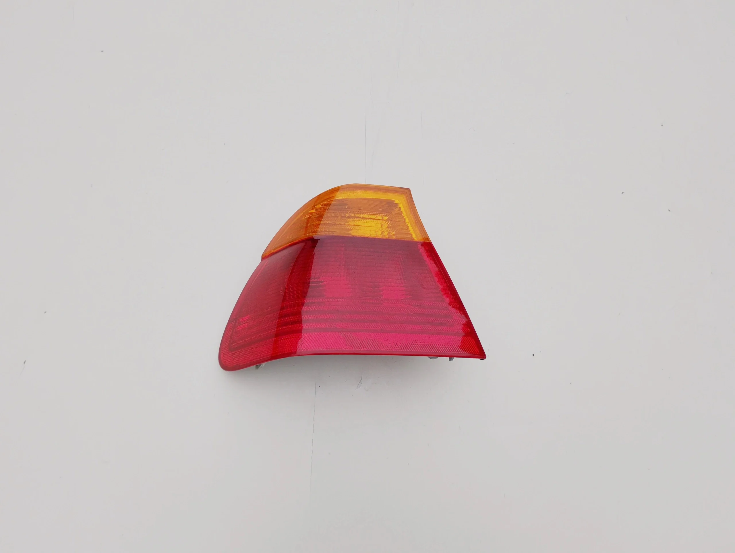 bmw-3-e46-sedan-lampa-lewy-tyl-lewa-tylna-98-02-8364921-230021-ed-car.pl-7159841