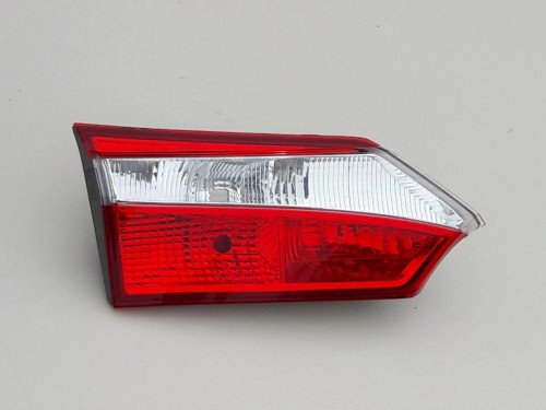 corolla-xi-e16-e18-lampa-klapy-lewy-tyl-lewa-tylna-13-16-a81591-02530-ed-car.pl-7147590