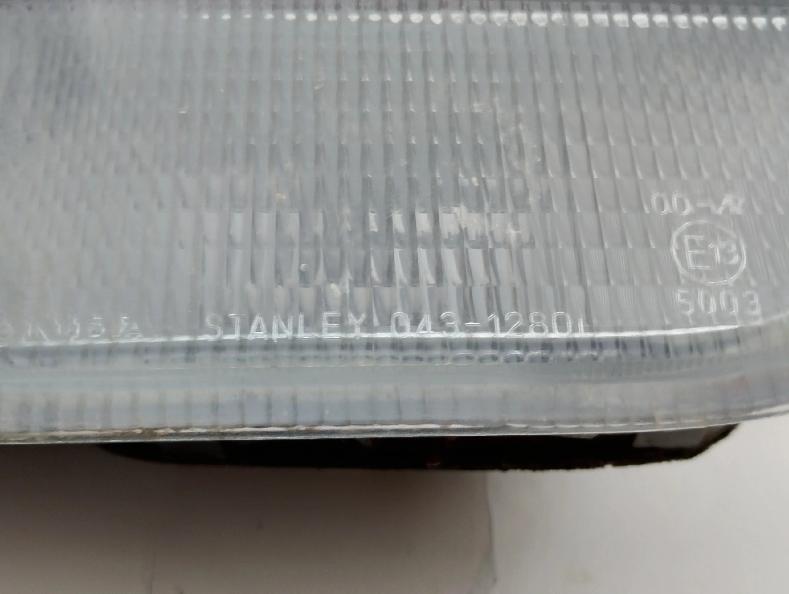 honda-civic-vi-coupe-lift-lampa-klapy-lewy-tyl-99-02-stanley-043-1280-p0382-ed-car.pl-7159845