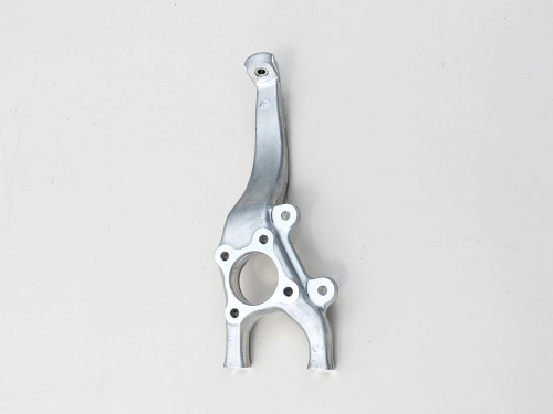 lexus-is-ii-i-iii-nowa-lewa-zwrotnica-kola-lewy-przod-05-21-43202-53010-ed-car.pl-5587269