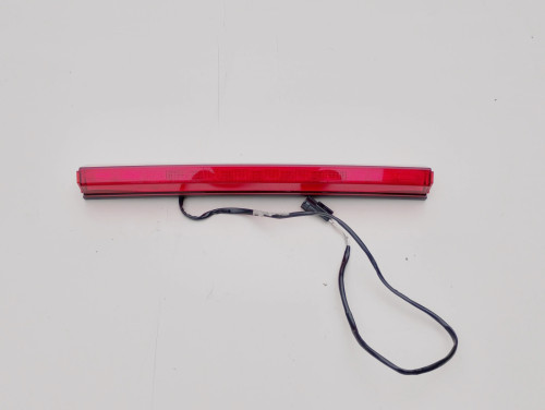 mitsubishi-eclipse-cross-lampka-stop-trzecie-swiatlo-8334a166-sen-1144-243-ed-car.pl-7160855