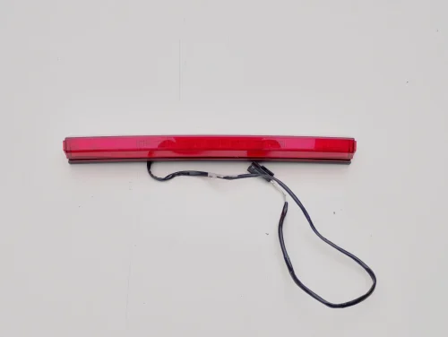 mitsubishi-eclipse-cross-lampka-stop-trzecie-swiatlo-8334a166-sen-1144-243-ed-car.pl-7160855