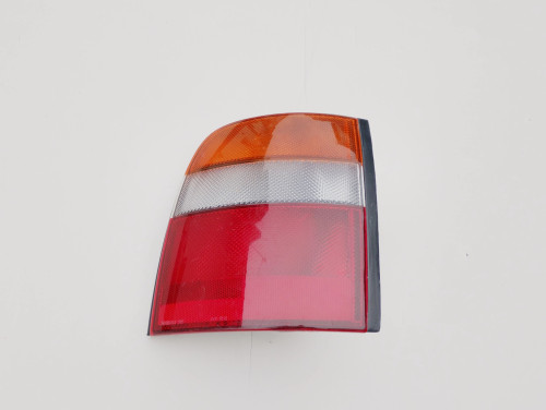 nissan-micra-k11-march-lampa-klapy-lewy-tyl-91-02-ichikoh-7327-ed-car.pl-7159840