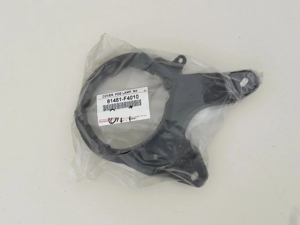 toyota-c-hr-chr-ramka-halogenu-prawa-przod-16-19-a81481-f4010-ed-car.pl-5422654