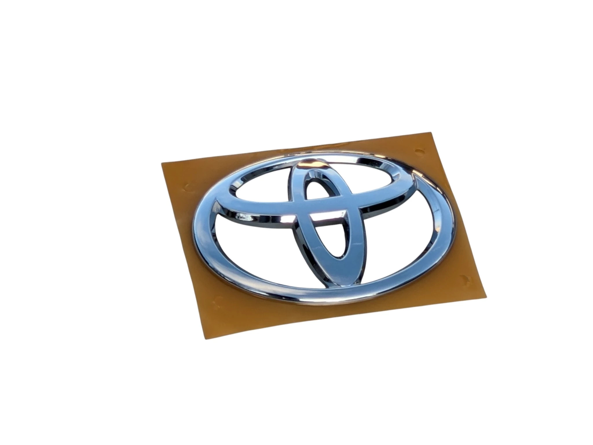 yaris-iv-emblemat-znaczek-logo-atrapa-zderzaka-przod-20-23-75431-0d050-ed-car.pl-7163264