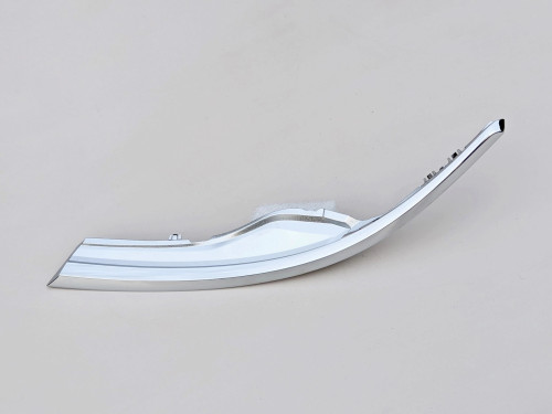 auris-ii-chrom-reflektora-lampy-lewy-przod-15-18-a53182-02090-lh-ed-car.pl-6097461