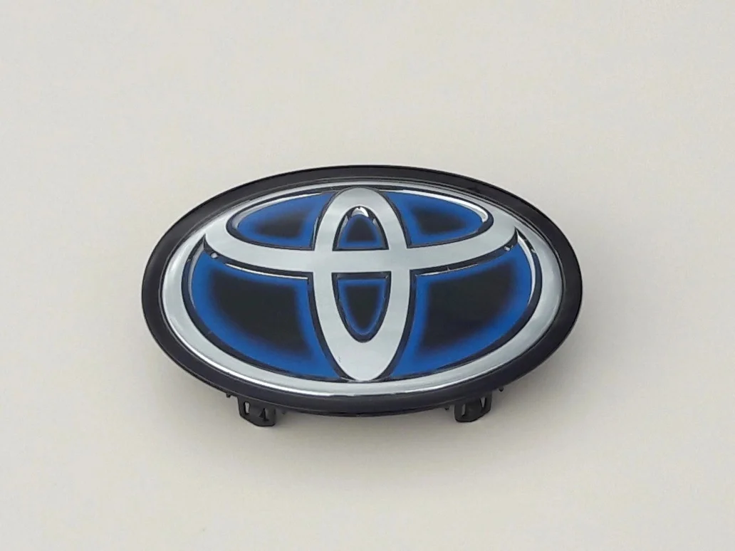camry-rav4-highlander-sienna-emblemat-radar-atrapy-zderzak-75311-47011-75310-47010-ed-car.pl-7169067