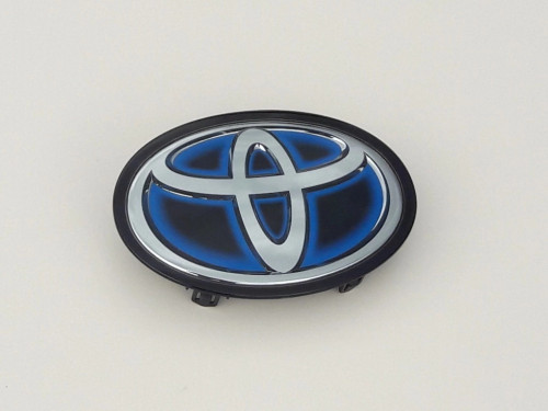 camry-rav4-highlander-sienna-emblemat-radar-atrapy-zderzak-75311-47011-75310-47010-ed-car.pl-7169067