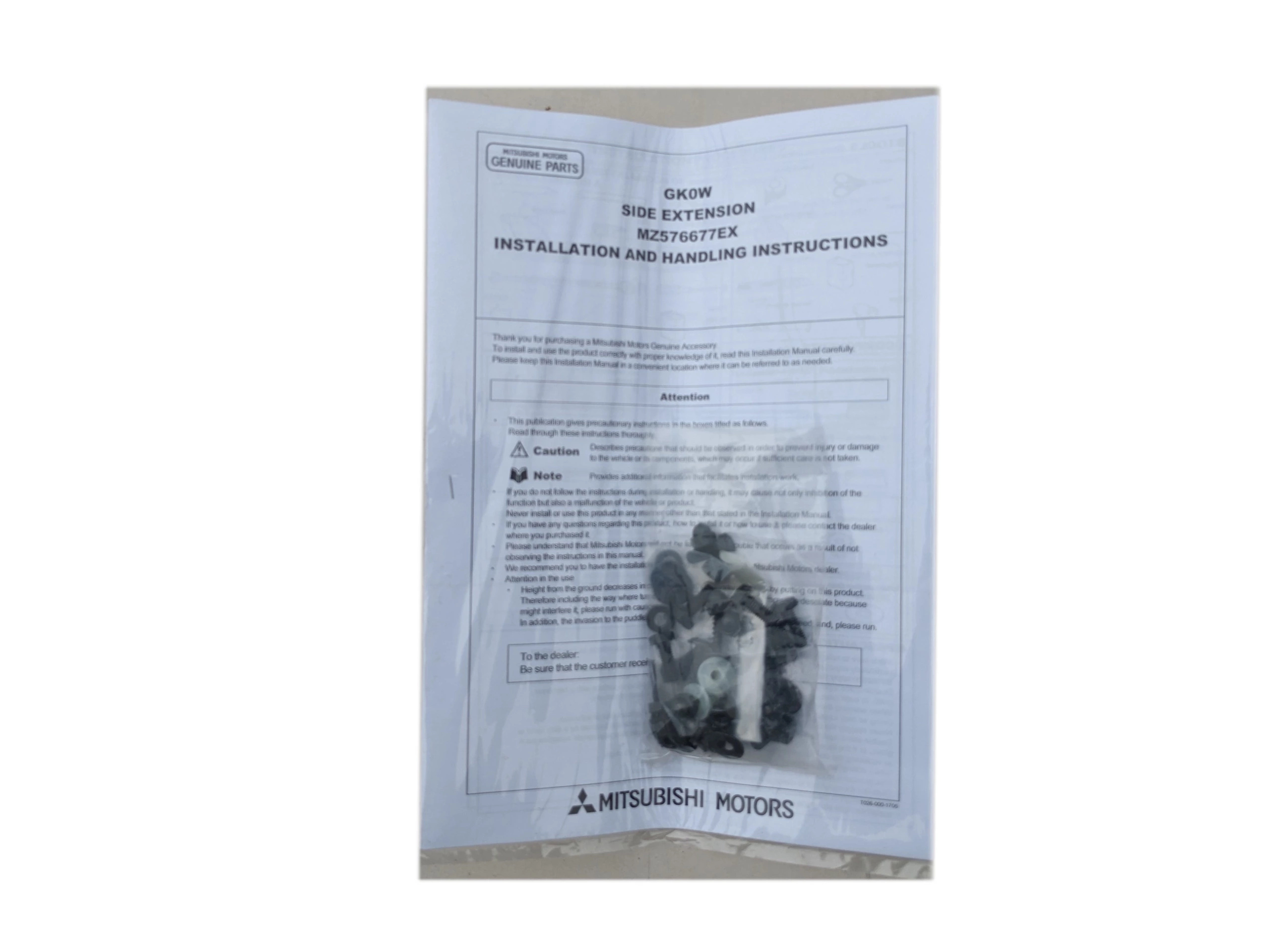 eclipse-cross-nakladki-listwy-ozdobne-na-drzwi-blotnik-18-mz576677ex-tsm-167-a-b-c-ed-car.pl-7071945