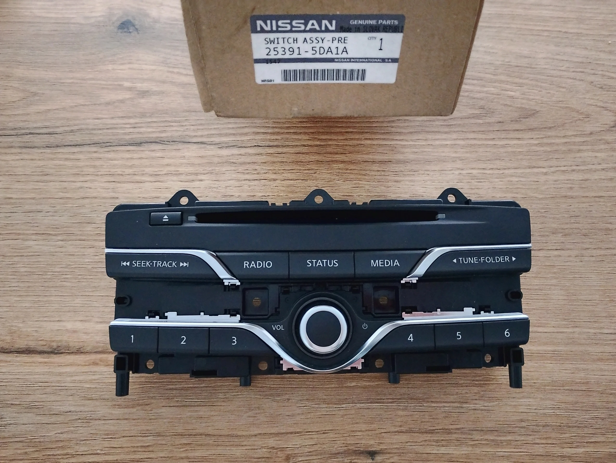 infiniti-q30-qx30-panel-sterowania-radiem-15-22-25391-5da1a-ed-car.pl-7173360