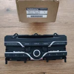 Infiniti Q30 QX30 panel sterowania radiem 15-22