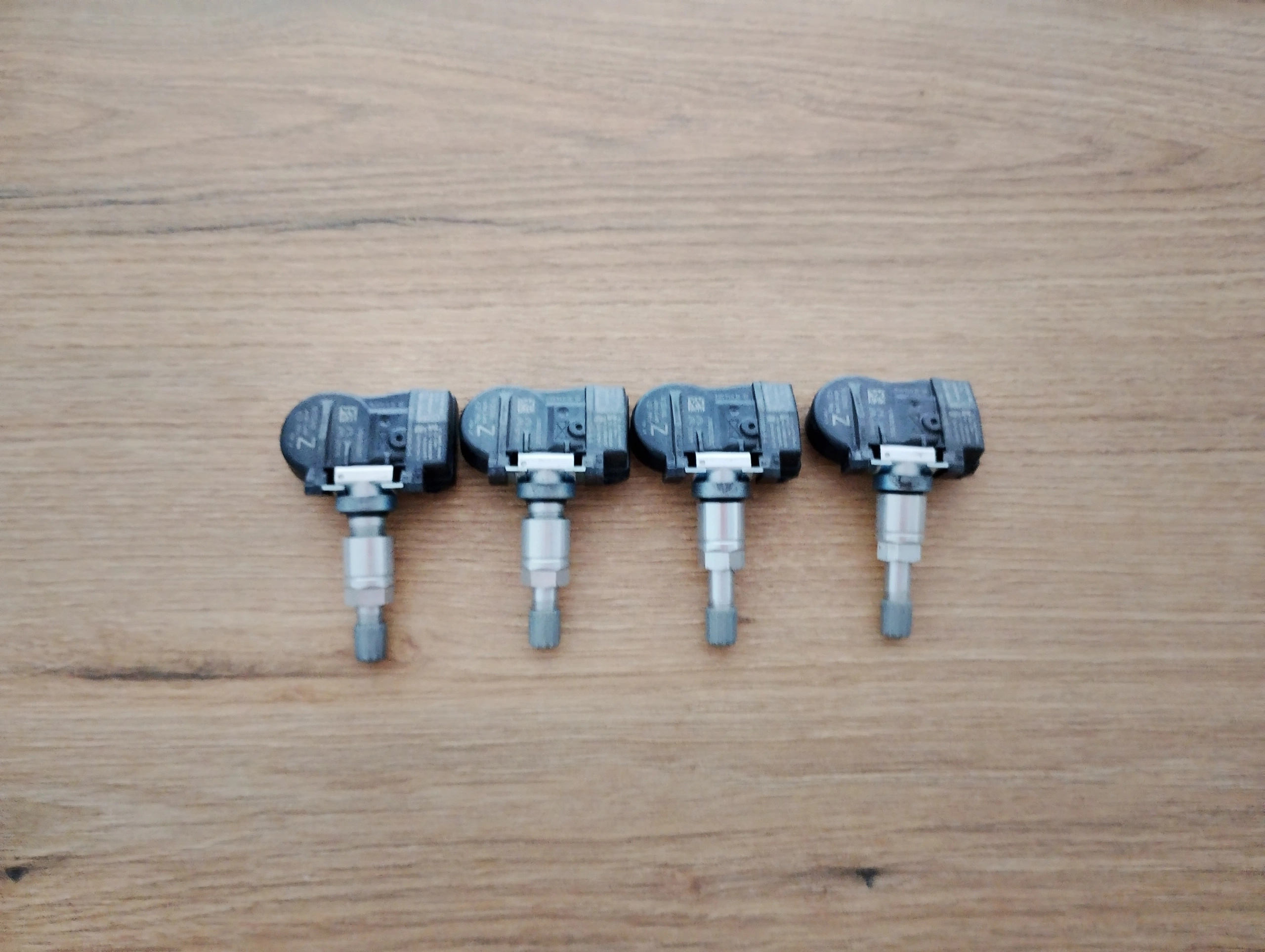 infiniti-q50-q60-czujnik-cisnienia-powietrza-w-kole-40700-3ja0b-407003ja0b-s180052352e-080816-ed-car.pl-7172518