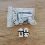 Infiniti QX30 spinki spinka klipsy listwy progowej 15-22