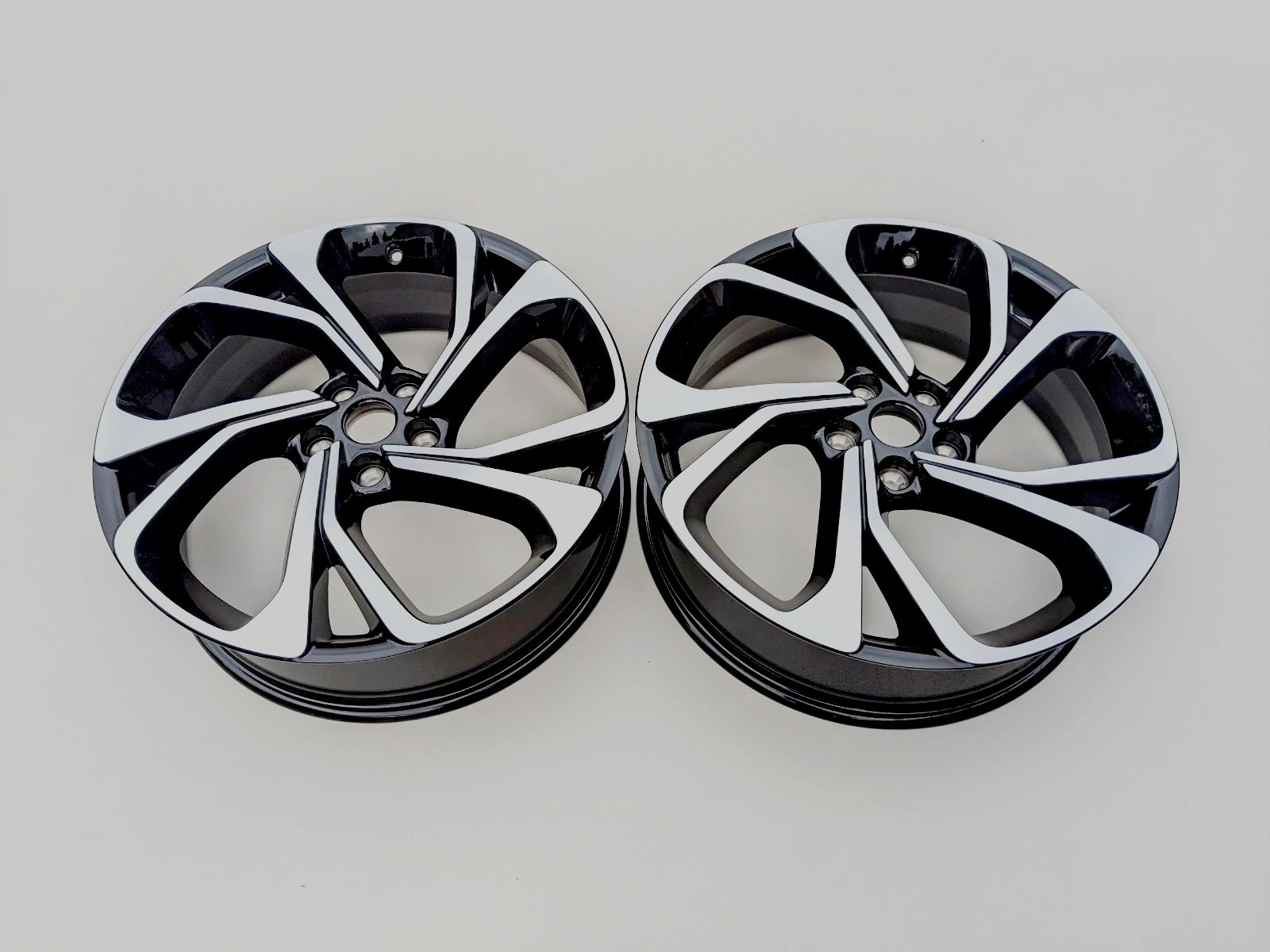 renault-grand-scenic-i-scenic-felgi-6-5x20-ch5-33-et33-403000578r-rs0047-6-5jx20ch5-33-ed-car.pl-7170717