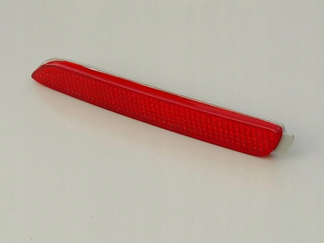 toyota-verso-lampka-odblask-zderzaka-lewy-tyl-09-18-81920-48012-81920-48010-ed-car.pl-4863326