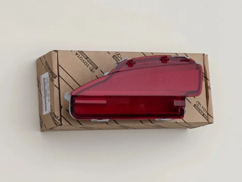 toyota-yaris-iii-lampka-odblaskowa-prawy-tyl-11-14-a81580-0d060-ed-car.pl-4858862