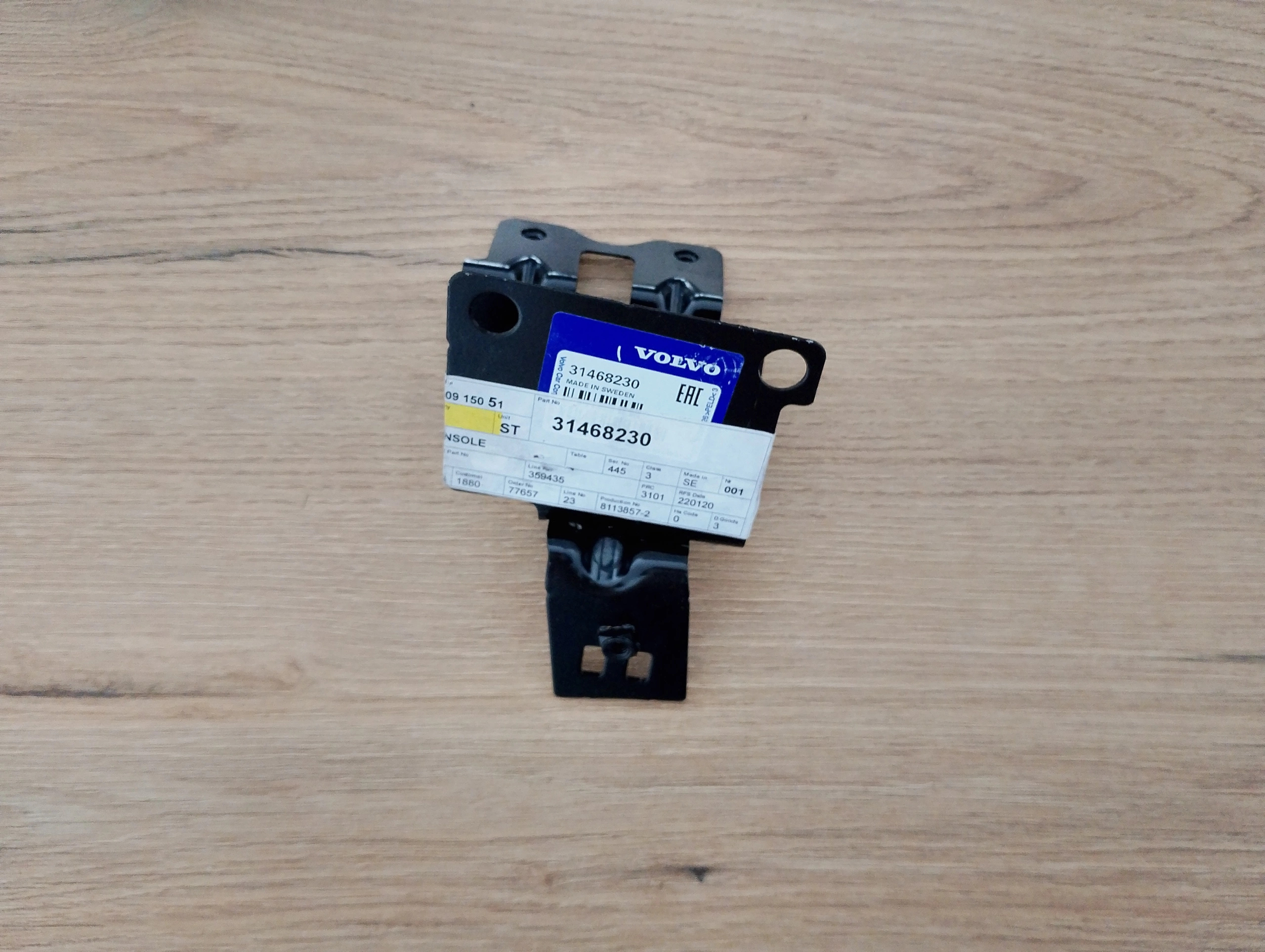 volvo-s60-iii-v60-ii-wspornik-prawy-chlodnicy-zamka-19-31468230-b09cd-ed-car.pl-7170093