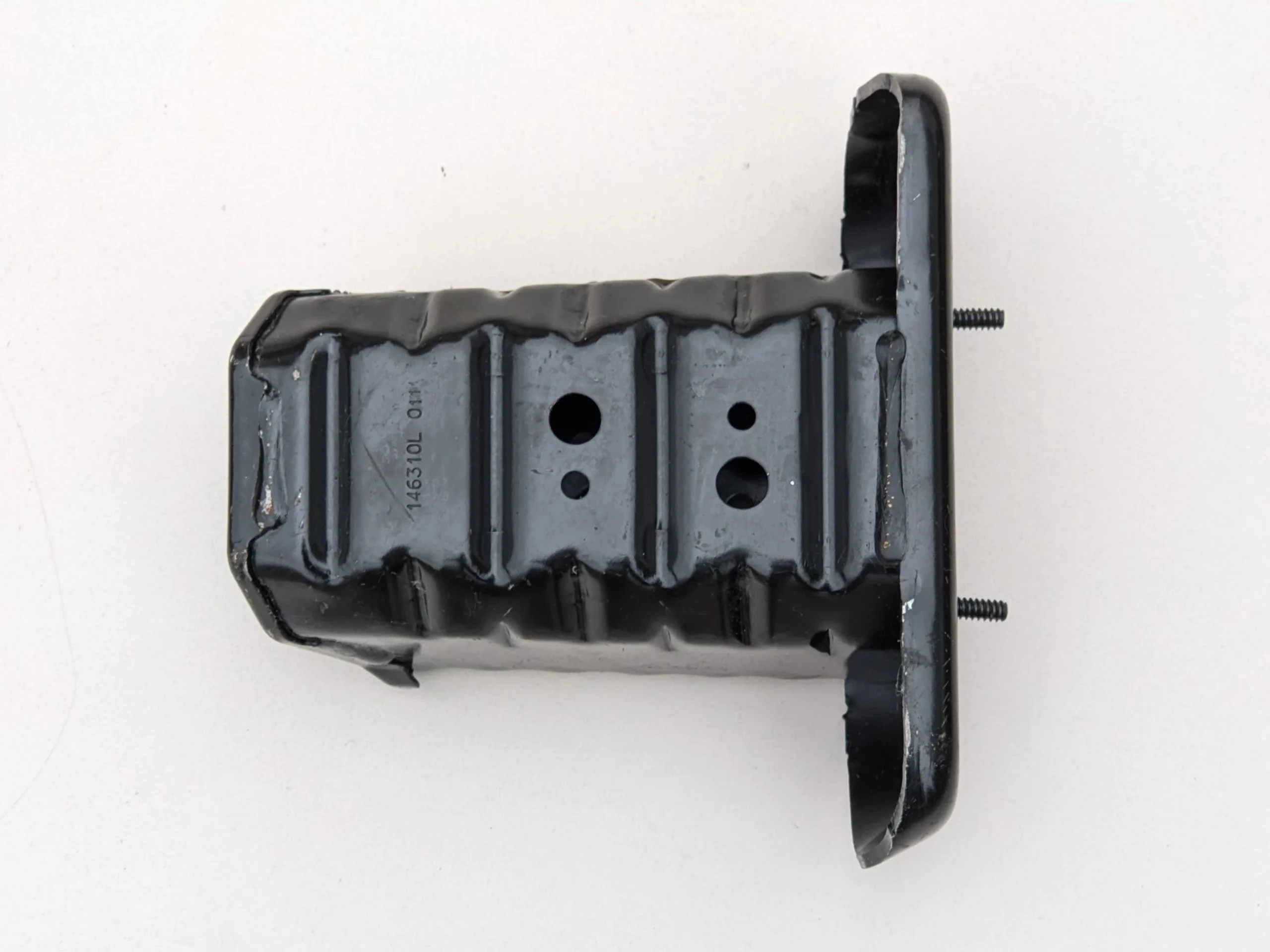 yaris-iii-strefa-zgniotu-belki-zderzak-pas-lewy-przod-11-14-a57014-0d010-lh-ed-car.pl-6129823