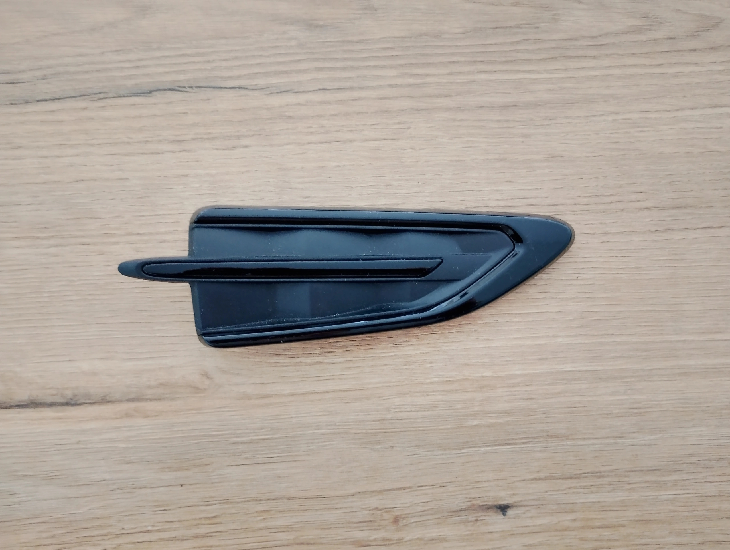 ford-kuga-ii-mk2-listwa-blotnika-prawy-przod-13-19-gj54-16c21-ac-gj5416c21ac-ed-car.pl-6102586