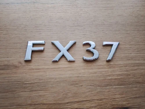 infiniti-fx-fx37-emblemat-logo-znaczek-tyl-klapy-09-90896-1cz0a-ed-car.pl-7179725