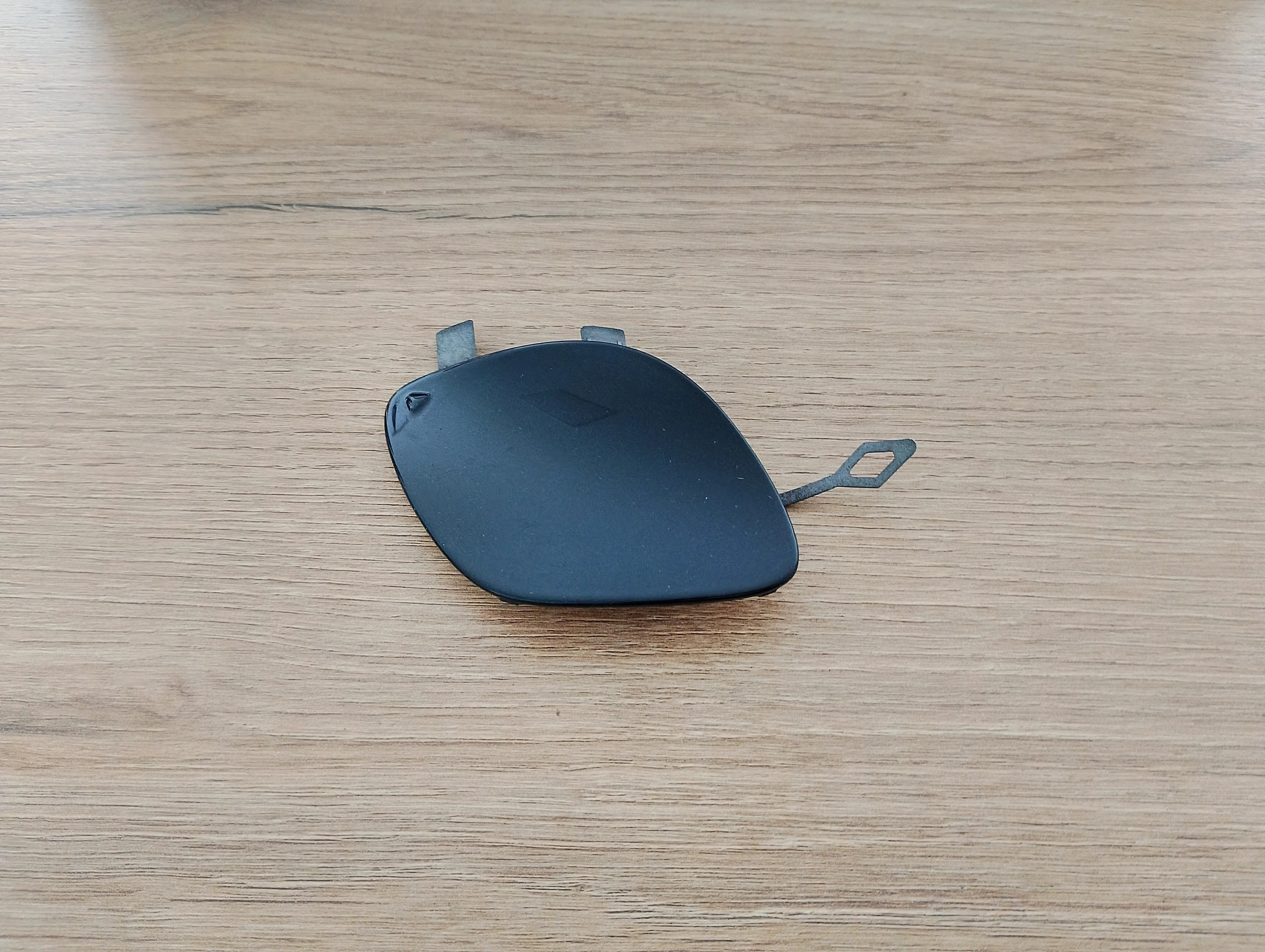 mercedes-e-klasa-v-213-prawa-zaslepka-haka-zderzaka-przod-a2138855200-2138855200-edcar-ed-car.pl-7177078