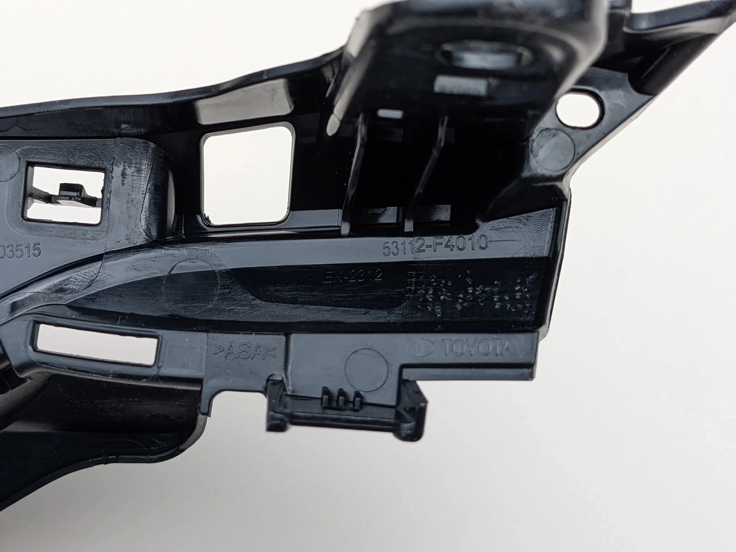 toyota-c-hr-chr-wspornik-atrapa-grill-przod-16-19-53112-f4010-oe-ed-car.pl-5898535
