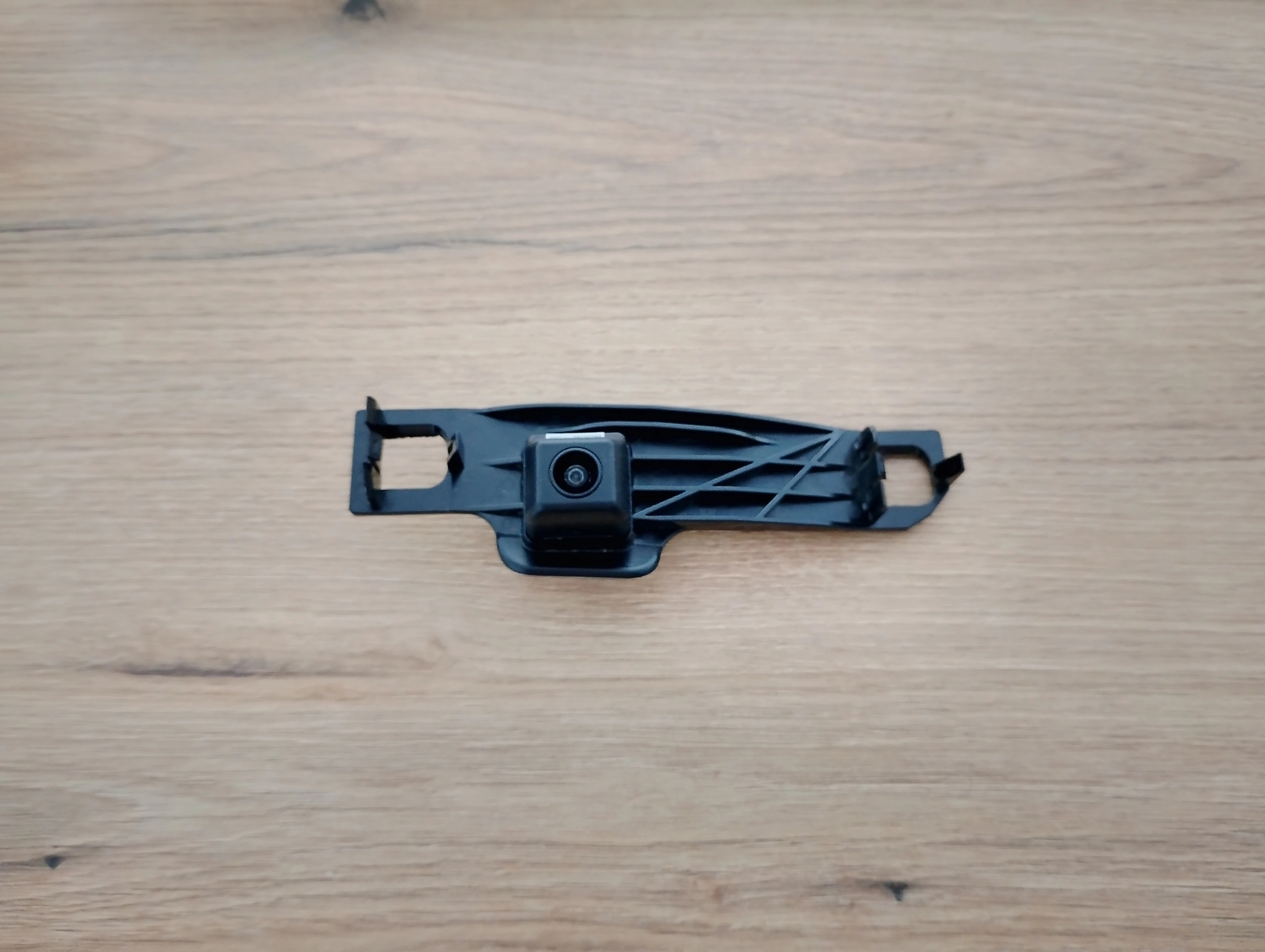 toyota-verso-kamera-cofania-klapy-blendy-tyl-09-15-a86790-64051-86790-64051-ed-car.pl-7176740